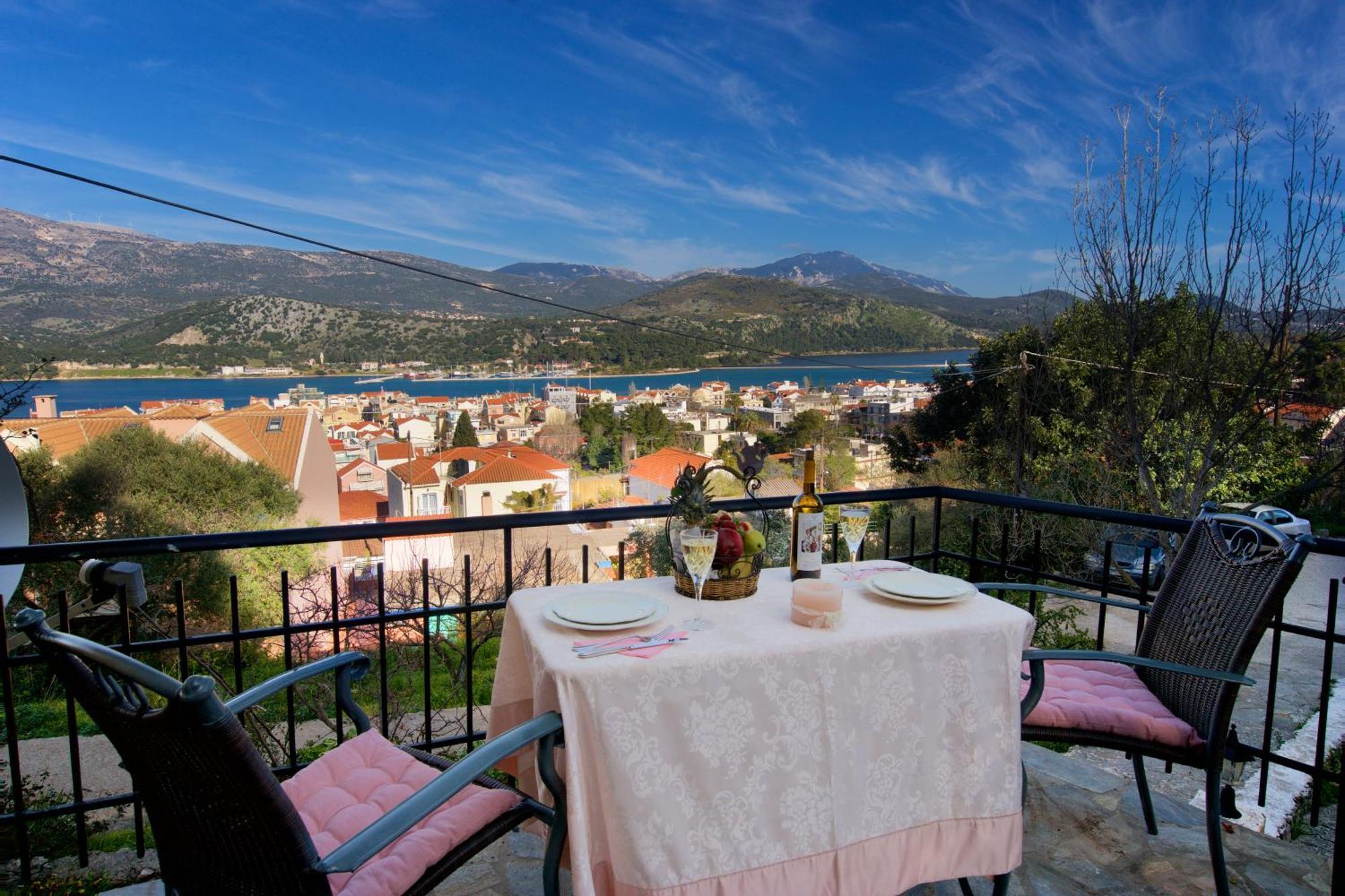 Erato Apartment In Argostoli Exterior photo