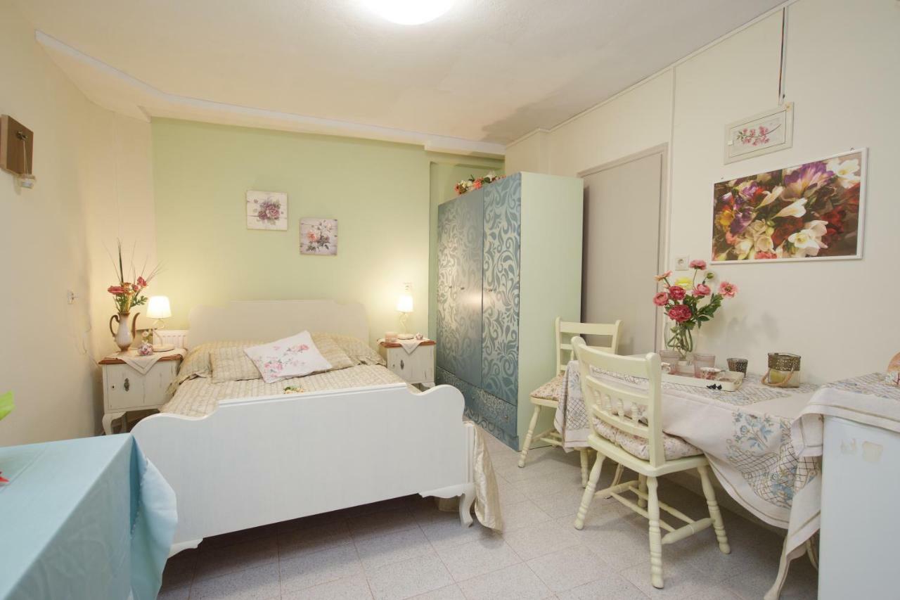 Erato Apartment In Argostoli Exterior photo